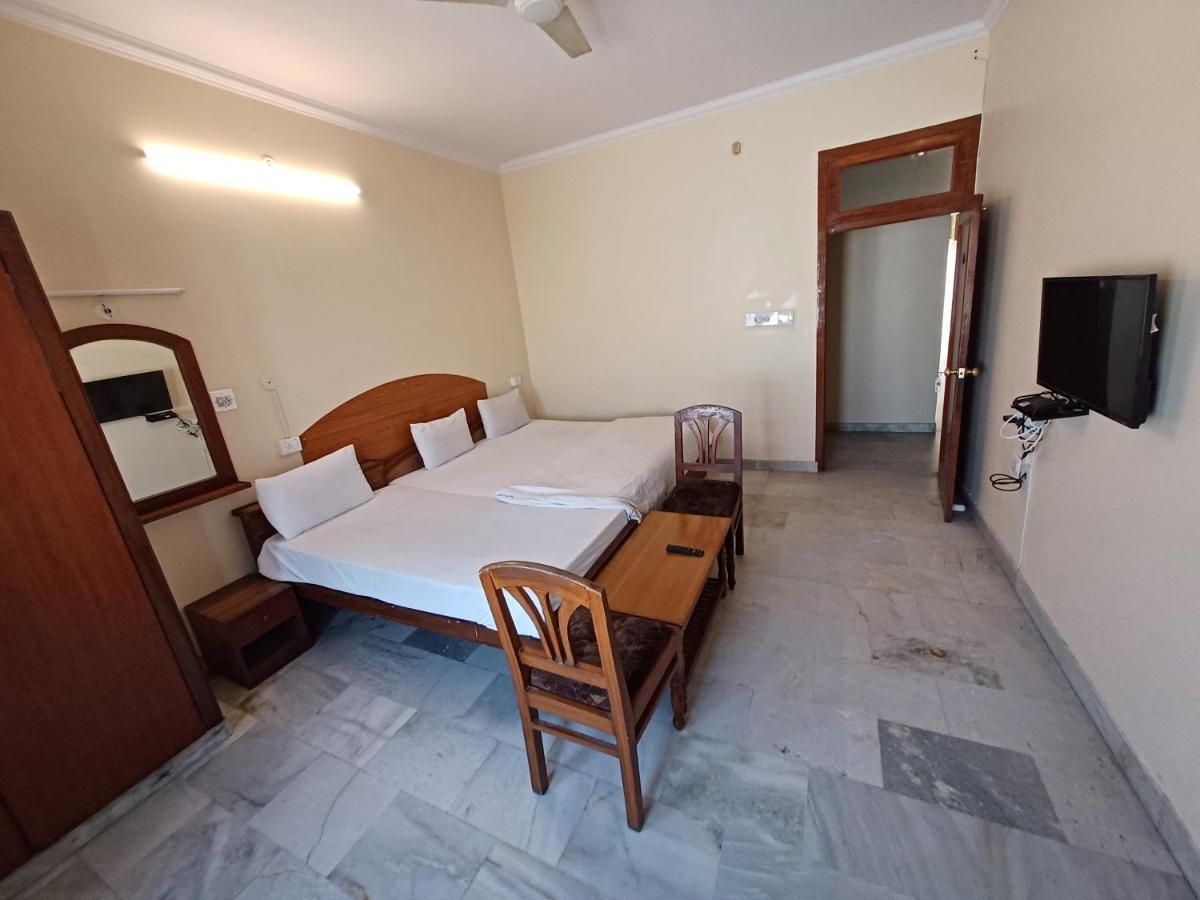 Hotel Raghav Palace 1 Km Jaipur Junction & Bus Stand Sindhi Camp Exterior foto